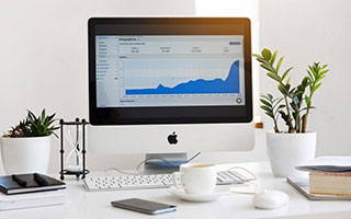 夸张！7轮13球！瓦科补时破门完成双响，泰山再度扳平2-2申花