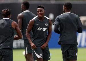 M6米乐-记者：切尔西中场埃苏戈受轻伤，没有进入球队阵容