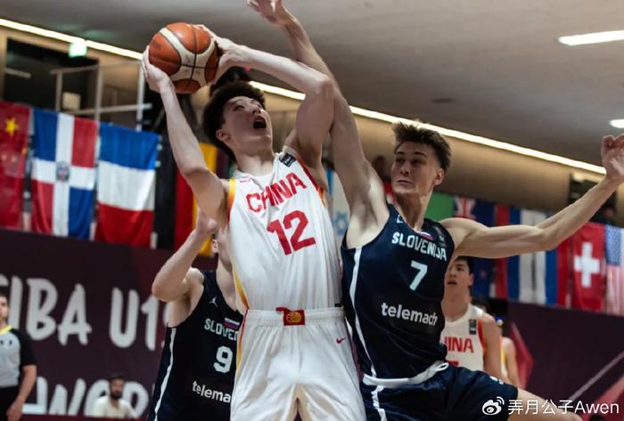 世界历史第4人！前3人均登陆NBA，世界杯盖帽王有望成下一个范德彪