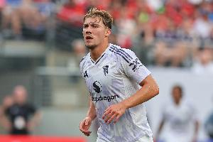 M6米乐-米兰对手出现罗马诺：那不勒斯与曼联直接接触询问租借霍伊伦