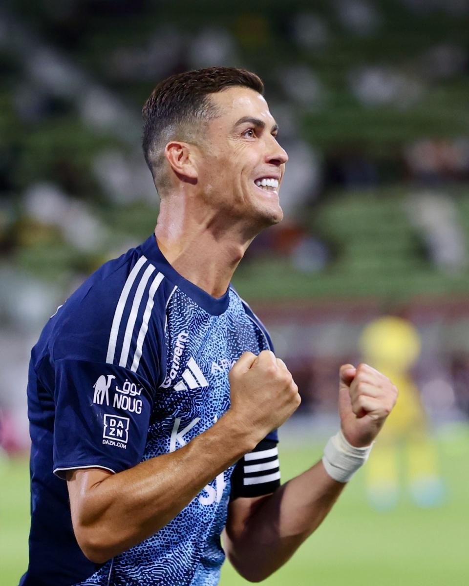 米乐体育-940球！40岁C罗连续24年破门=历史第一人，78场狂造91球